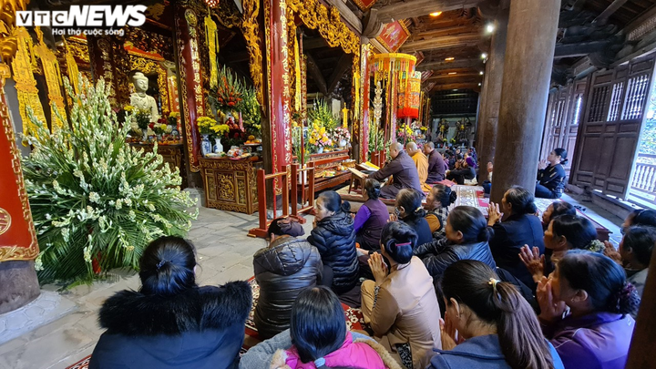 Khám phá chùa Phật Tích nghìn năm tuổi qua góc máy từ trên cao - 10