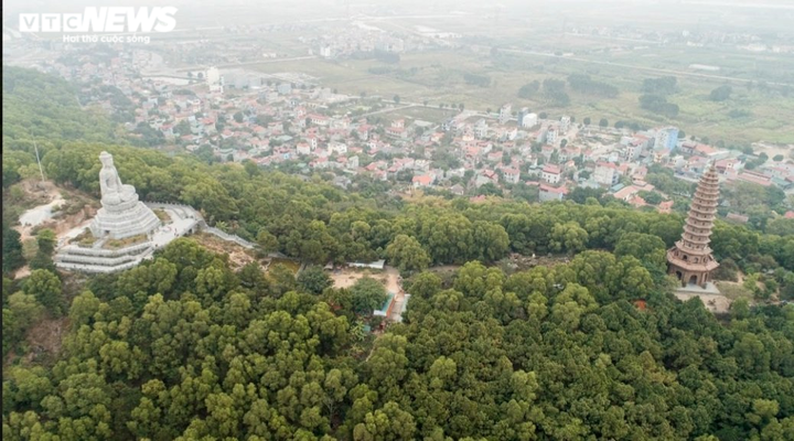 Khám phá chùa Phật Tích nghìn năm tuổi qua góc máy từ trên cao - 1