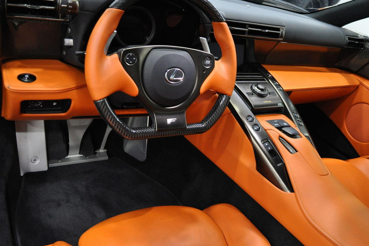 Cận cảnh Lexus LFA màu nâu ngọc trai siêu hiếm - 5