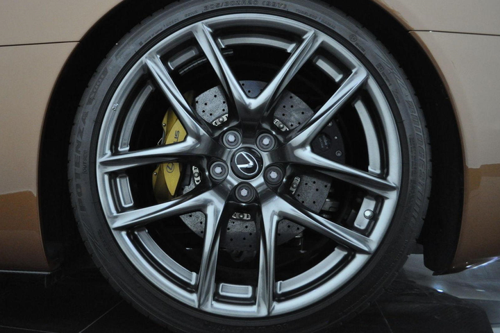 Cận cảnh Lexus LFA màu nâu ngọc trai siêu hiếm - 6