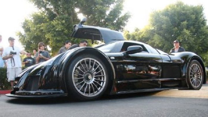 Những tình huống 'lãng xẹt' của siêu xe - 5