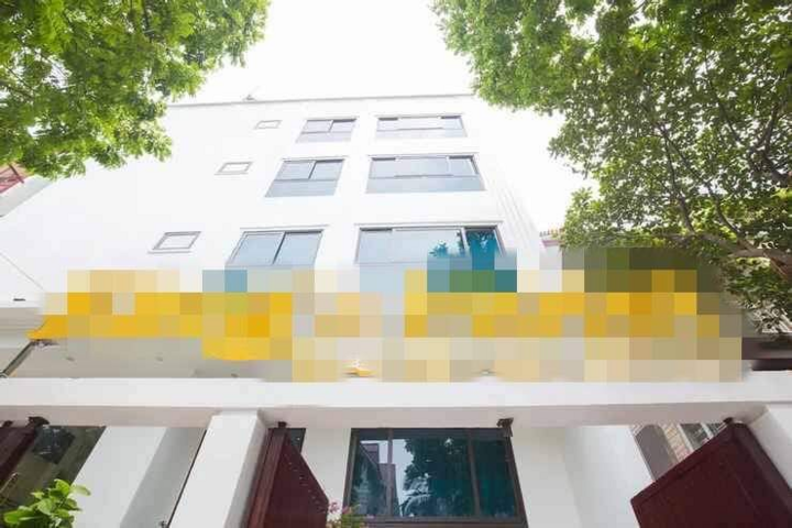 Triệt phá đường dây mua bán dâm phục vụ tận nhà ở Hà Nội - 1