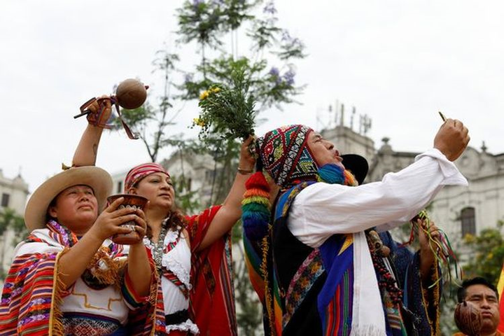 Pháp sư dự báo đại dịch COVID-19 sẽ biến mất trong năm 2021 - 1