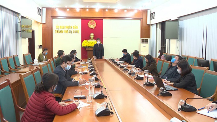 Một gia đình ở Quảng Ninh có ba người dương tính với SARS-CoV-2 - 1