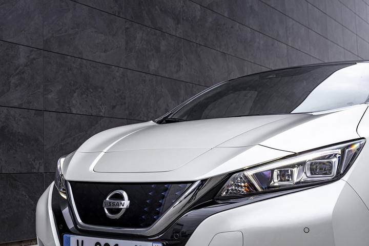 Nissan Leaf ra mắt bản nâng cấp kỷ niệm một thập kỷ thành công - 3