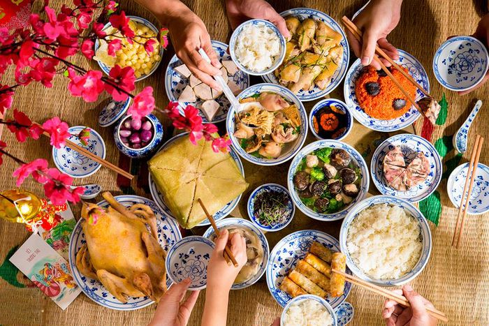 Mâm cơm tất niên ba miền có gì khác nhau? - 1