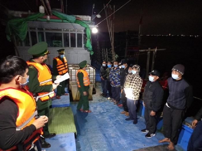 Thanh Hóa cách ly 11 ngư dân đánh cá từ Quảng Ninh trở về - 1