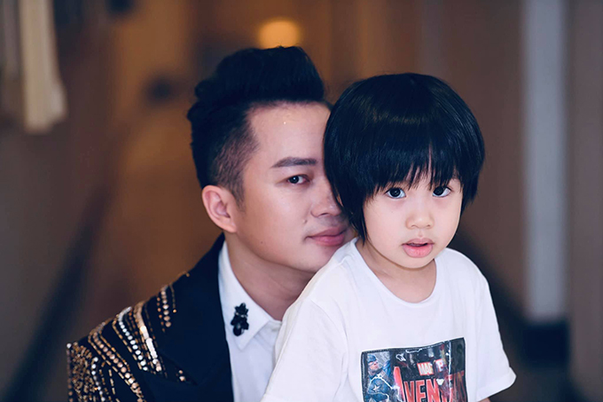 Tùng Dương: 'Tôi tôn vinh chứ không cưng chiều nghệ sĩ trẻ' - 5