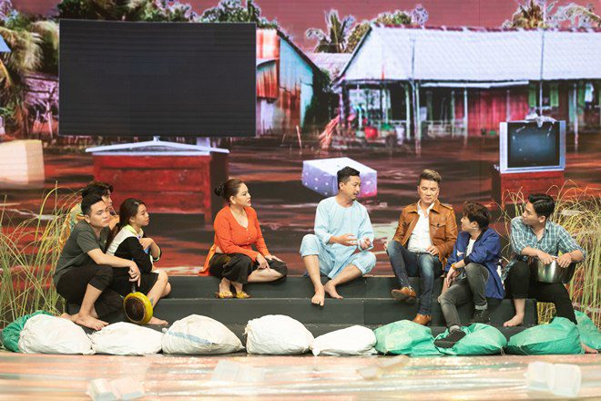 'Ngọc Hoàng' Đàm Vĩnh Hưng mặc trang phục nặng 20kg trong 'Táo Xuân'