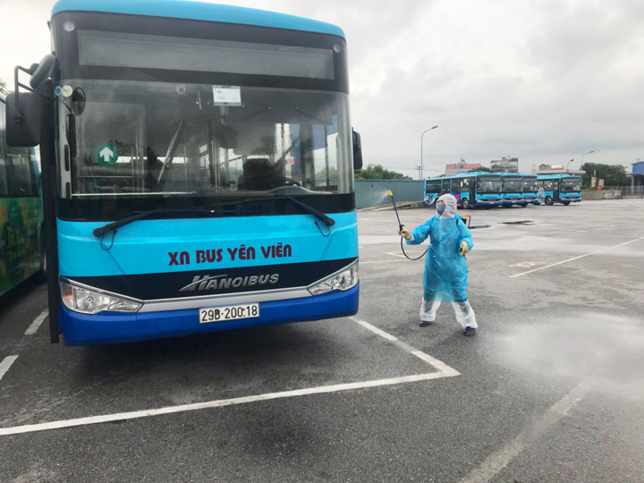 Sở GTVT Hà Nội đề xuất mỗi chuyến xe buýt chỉ chở 20 người - 1