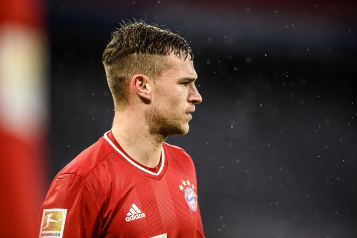 Joshua Kimmich: Chàng thủ lĩnh nhỏ bé của Bayern Munich - 1