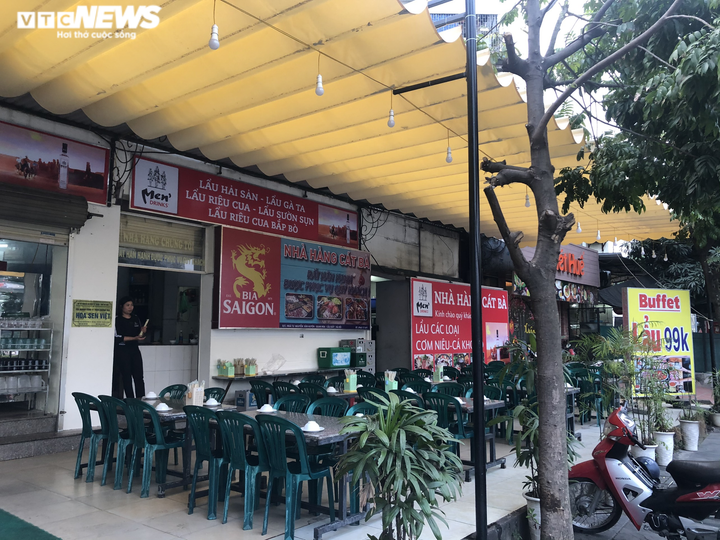 Điêu đứng giữa COVID-19, nhiều hàng quán Hà Nội đóng cửa nghỉ Tết sớm - 9