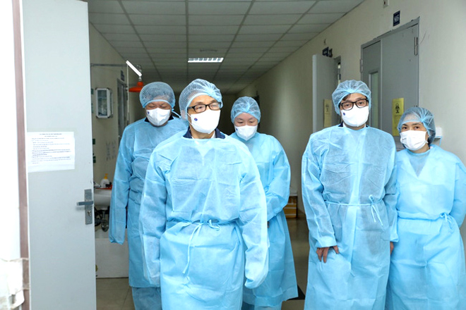 Muốn thắng dịch, phải đồng lòng hơn, không trống đánh xuôi kèn thổi ngược - 2