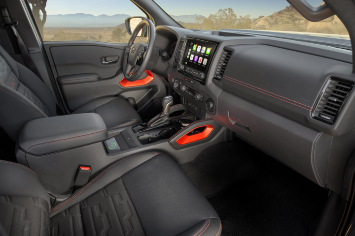 Nissan Frontier 2022 hoàn toàn mới có gì đặc biệt? - 11