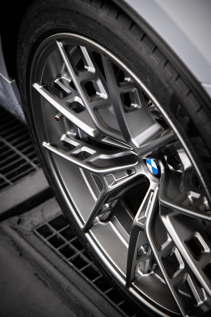 BMW M8 Competition đỉnh cao với phiên bản giới hạn Edition Pit Lane - 6