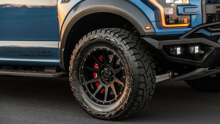 Khám phá Hennessey VelociRaptor chống đạn của Add Armor - 4