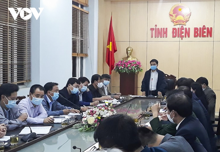 Phát hiện 3 ca dương tính lần 1 với SARS-CoV-2, Điện Biên họp khẩn - 1