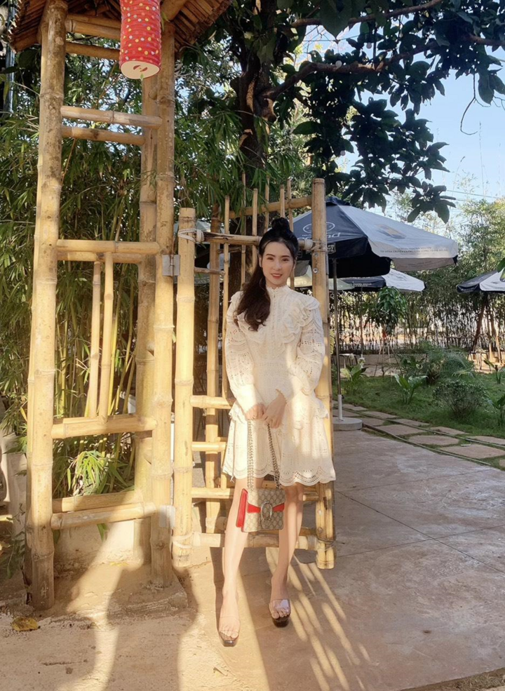 Hân Gia Bảo Shop: Thương hiệu thời trang uy tín, được lòng phái nữ - 4