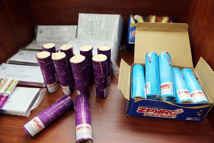 Người dân có thể mua pháo hoa chơi Tết từ doanh nghiệp quốc phòng - 2