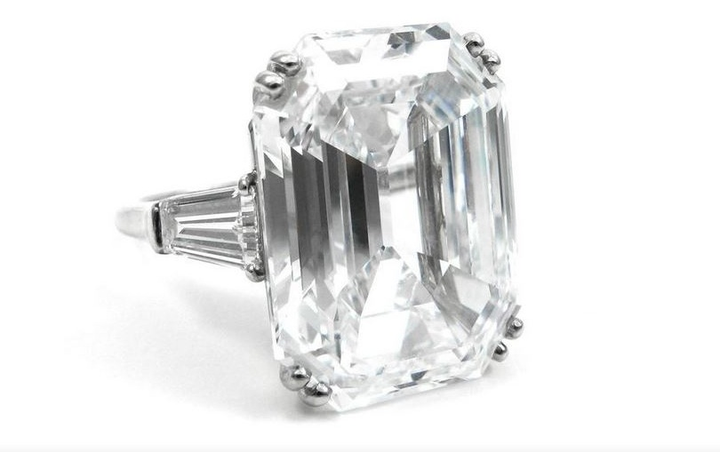 Soi quà Valentine đắt đỏ nhất thế giới - 3