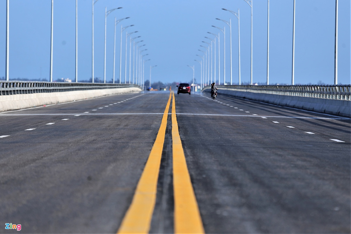 Cận cảnh cây cầu 950 tỷ đồng nối Nghệ An và Hà Tĩnh - 5