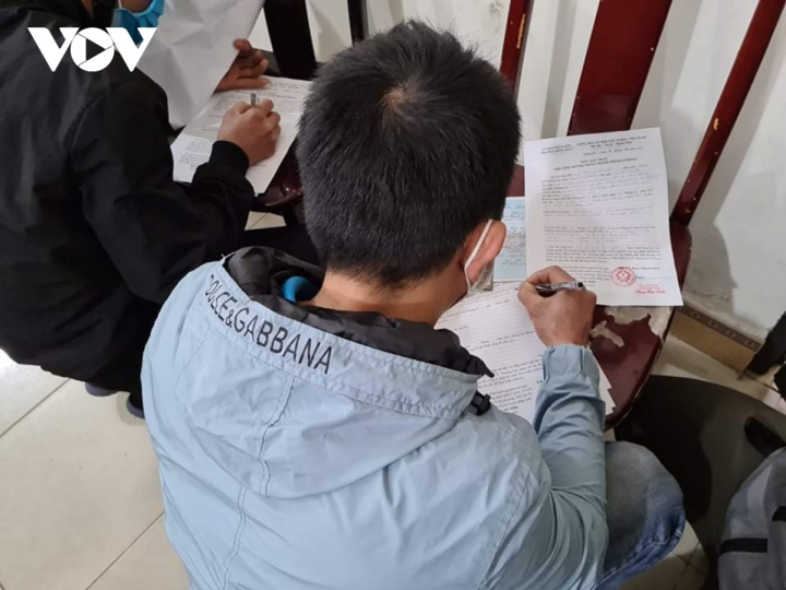 Người dân lúng túng với quy định 'giấy xác nhận' ra vào thành phố Hải Phòng - 3