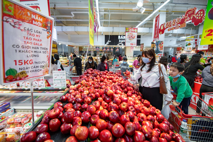 Ảnh: Chen chúc mua sắm trong ngày thứ bảy cuối cùng của năm Canh Tý - 5