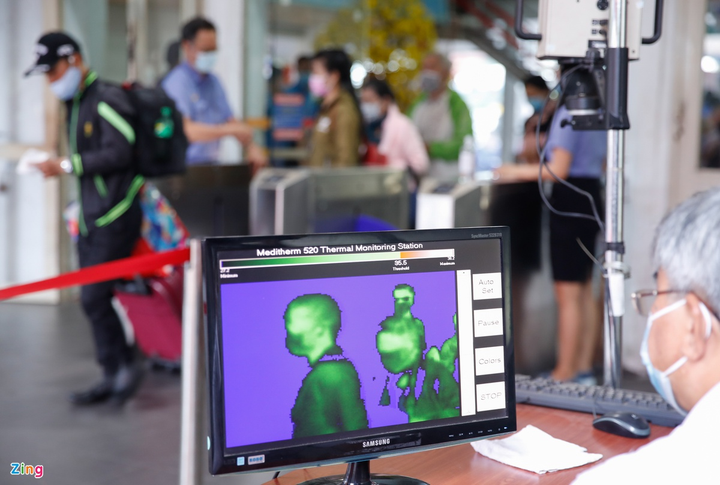 Chuyến tàu đặc biệt chở công nhân về quê đón Tết - 4