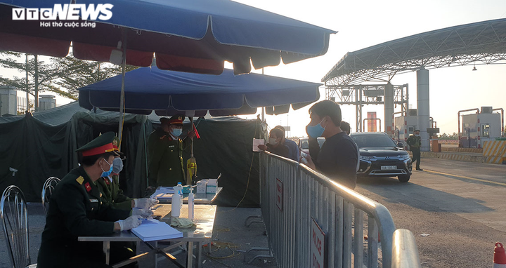 Người dân ra, vào TP Hải Phòng không phải xuất trình giấy xác nhận của cấp xã - 1