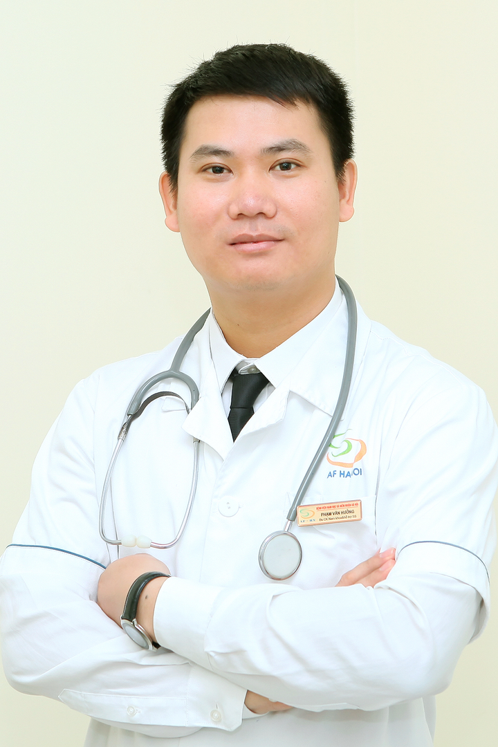 Gặp 'thần y' ươm mầm hạnh phúc cho các cặp vợ chồng hiếm muộn - 4