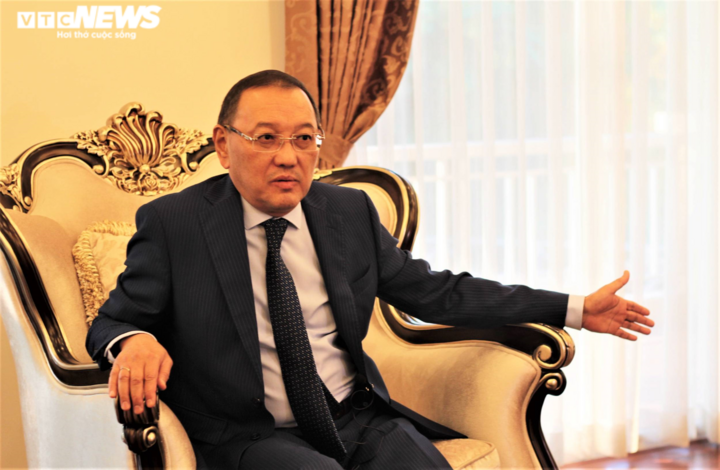 Đại sứ Kazakhstan: Chúng tôi ngưỡng mộ chủ nghĩa anh hùng của nhân dân Việt Nam - 3