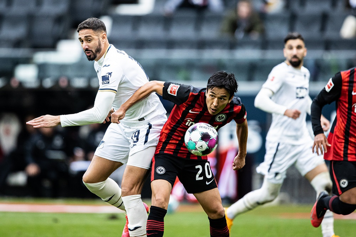 Hoffenheim - Eintracht Frankfurt (21h30 ngày 7/2): Đại bàng tung cánh - 1