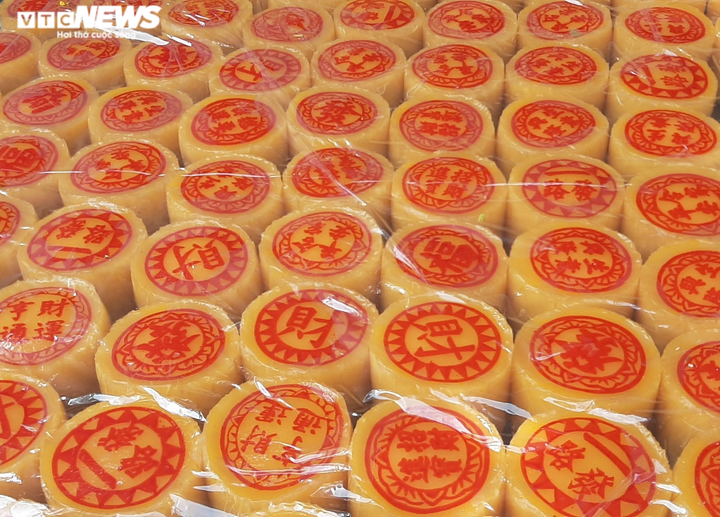 Bánh Tổ, món bánh không thể thiếu dịp Tết của người Hoa ở TP.HCM - 1