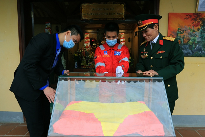 Mùa Xuân từ những giếng dầu: Hành trình xúc cảm của người dầu khí - 13