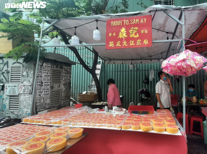 Bánh Tổ, món bánh không thể thiếu dịp Tết của người Hoa ở TP.HCM - 3