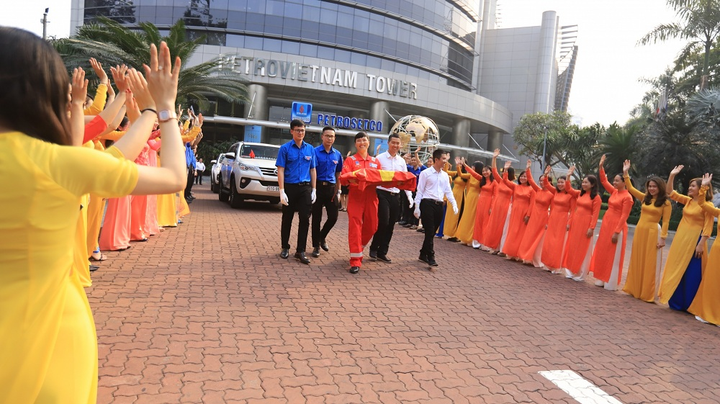 Mùa Xuân từ những giếng dầu: Hành trình xúc cảm của người dầu khí - 4