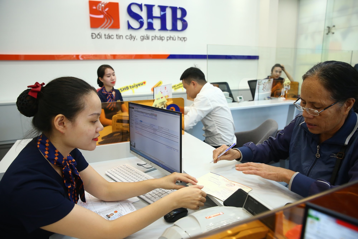 SHB miễn phí chuyển tiền trọn đời, tặng tài khoản số đẹp cho khách hàng - 1