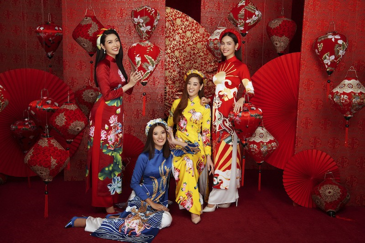 Hoa hậu Nguyễn Trần Khánh Vân rực rỡ diện áo dài Tết - 7