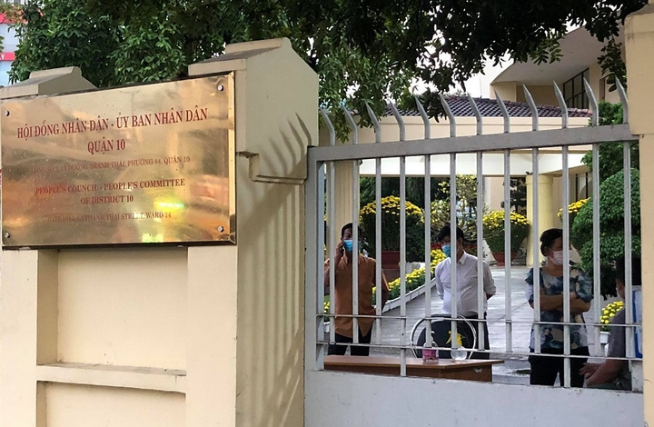 TP.HCM: Có ca nghi mắc COVID-19, UBND Quận 10 tạm dừng tiếp công dân - 1