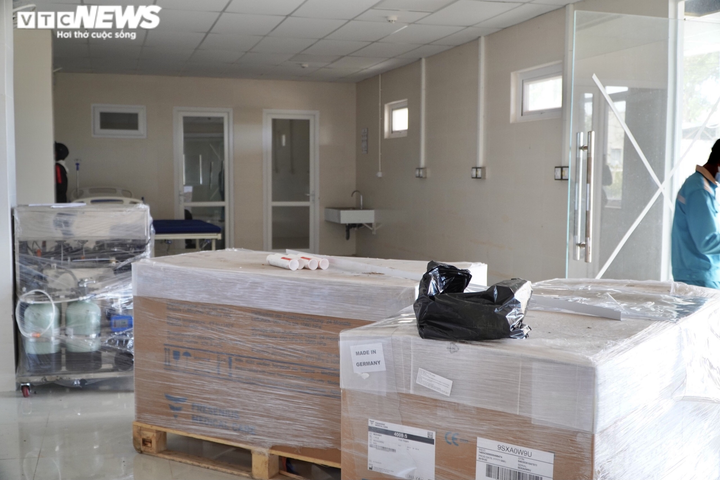 Cận cảnh Bệnh viện dã chiến ở Gia Lai - 8