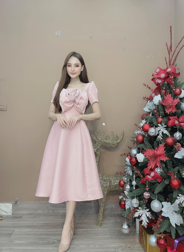 Diện hàng thiết kế cao cấp giá bình dân cùng Thời trang Phạm Bích Phượng - 2