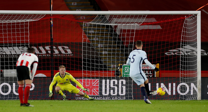 Ngoại hạng Anh: Thắng trận thứ 3 liên tiếp, Chelsea áp sát top 4 - 2