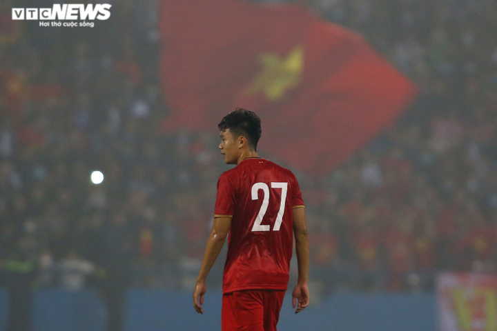 Trung vệ Nguyễn Thành Chung là 1 trong 4 cầu thủ không đá phút nào ở Asian Cup 2019. Duy nhất anh được triệu tập cho giải tới, còn Hồ Tấn Tài, Nguyễn Tuấn Mạnh, Bùi Tiến Dũng (thủ môn) vắng mặt.