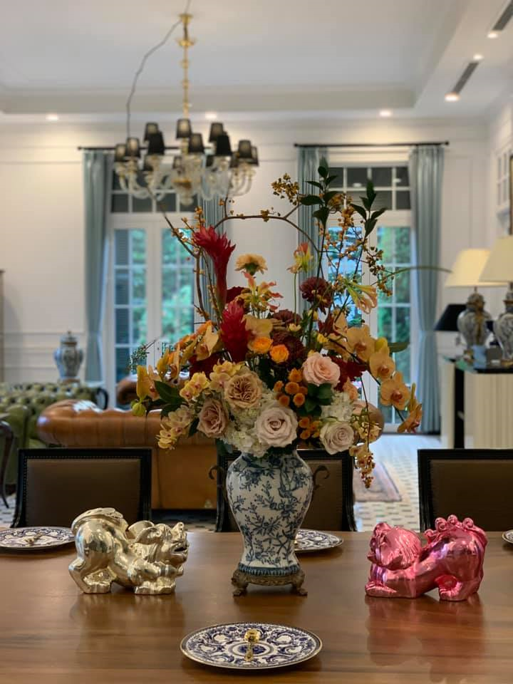 Mê mẩn ngắm không gian sống ngập tràn hoa của đạo diễn Việt Tú - 3