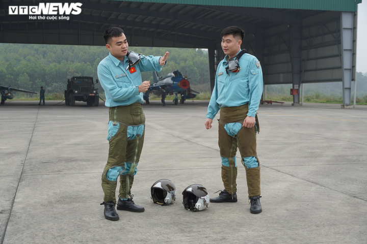 Đón Tết trên bầu trời của chàng phi công trẻ Trung đoàn không quân 921 - 4