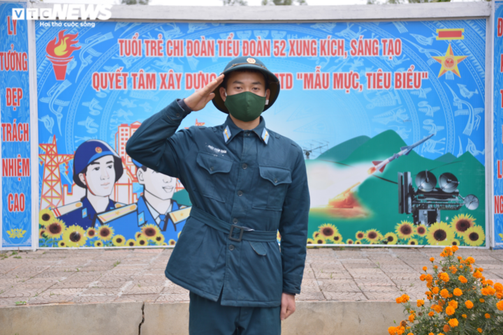Lần đầu tiên ăn Tết xa nhà của lính trẻ phòng không - 1