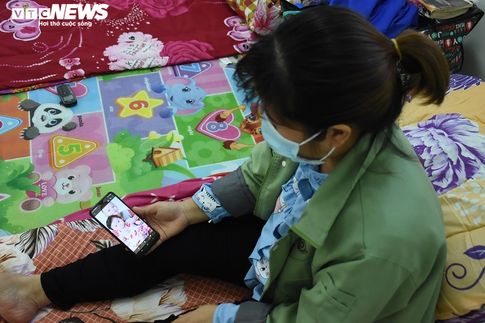 Tết xa nhà đầu tiên của những bà bầu trong khu cách ly nơi tâm dịch Hải Dương - 2