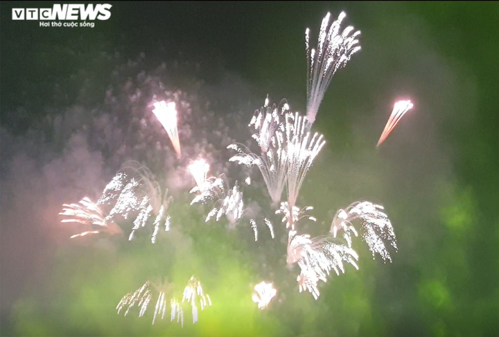 Dân đốt pháo trái phép, Giám đốc Công an tỉnh, thành phố phải chịu trách nhiệm - 1