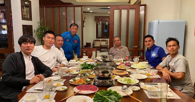 Kiatisak: 'Bánh chưng Việt Nam ngon nhất' - 2