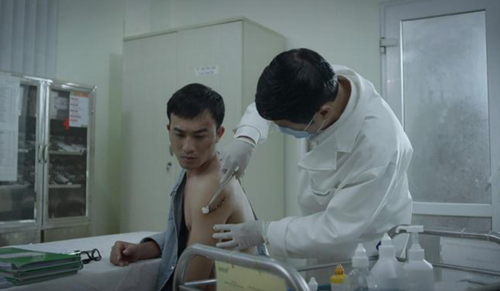 'Hướng dương ngược nắng' tập 27: Phúc nghi nhiễm HIV - 1